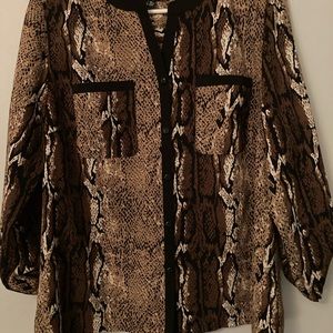 Petite large blouse 97% polyester 3%Spandex great for work